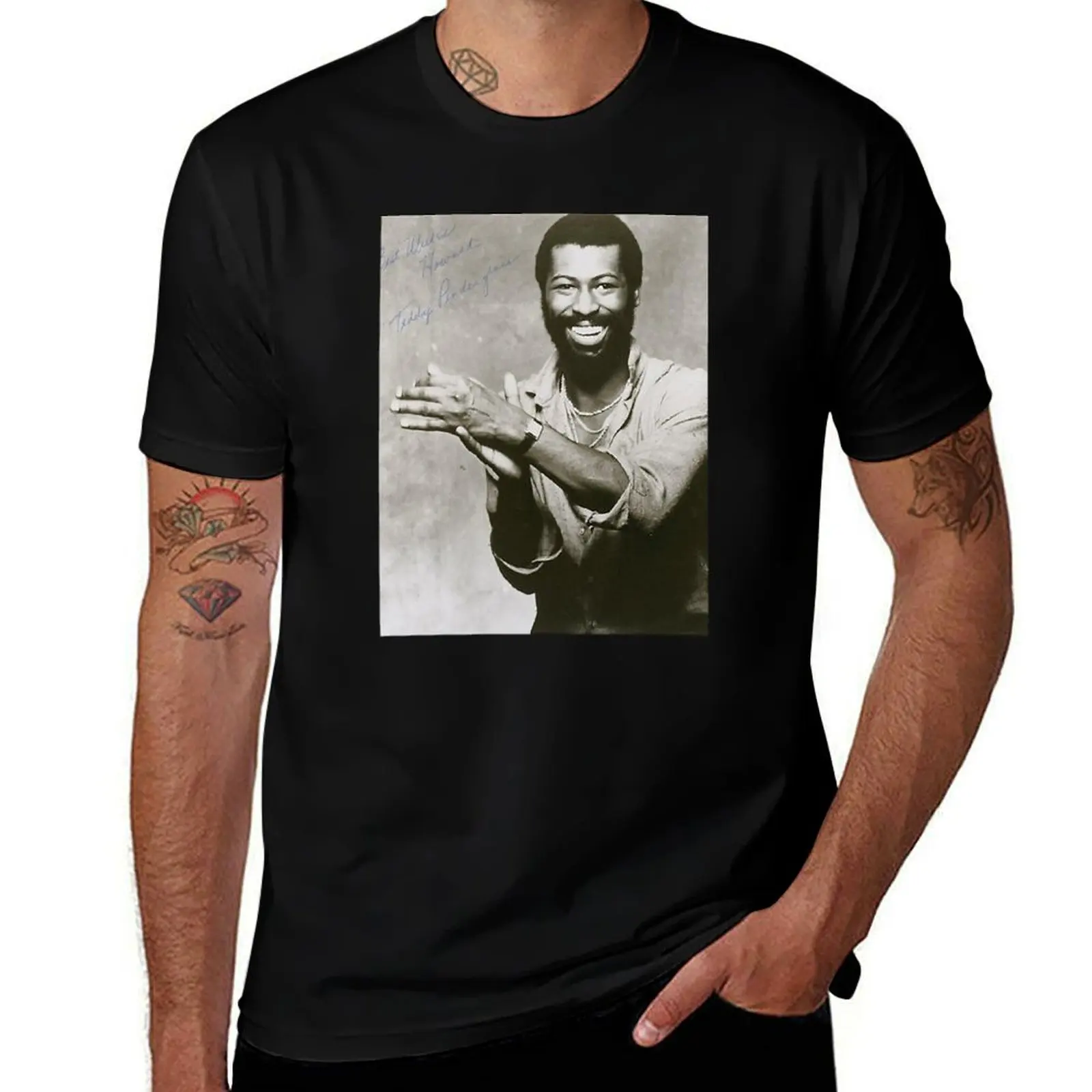 

Teddy Pendergrass T-Shirt gifts for boyfriend vintage graphic tee fashion shirts men workout shirt