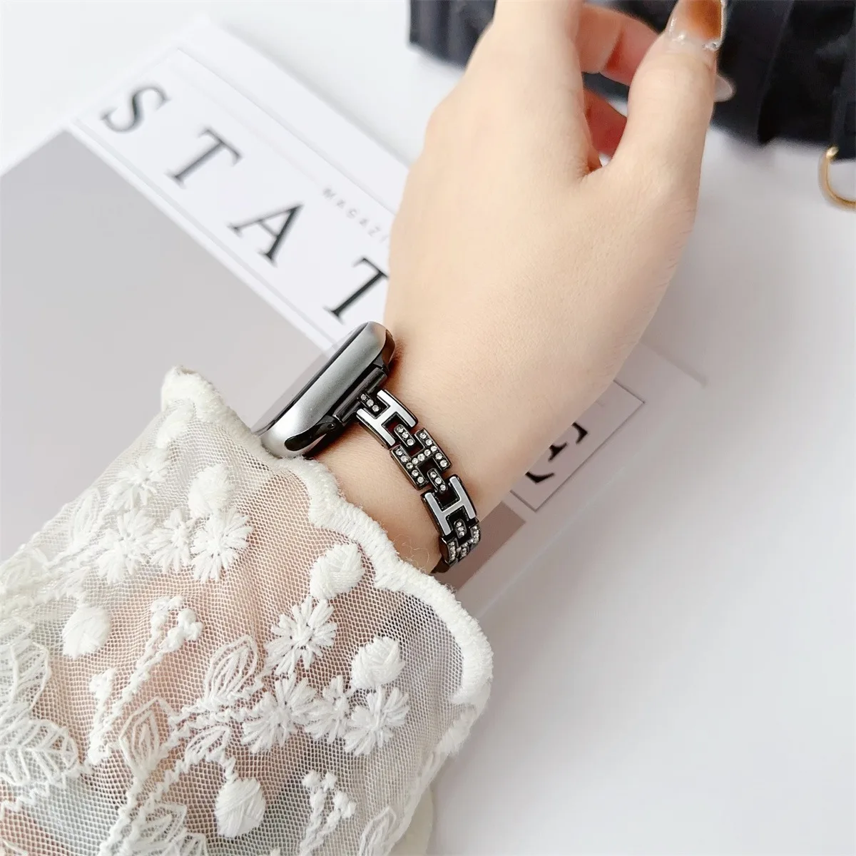 Watch Band For iWatch 42/44/45/46/49mm 38/40/41mm Metal Fashion Watch Strap For Watch Series Ultra2 Series 10/9/8/7/6/5/4/3/2/1_voghion.com