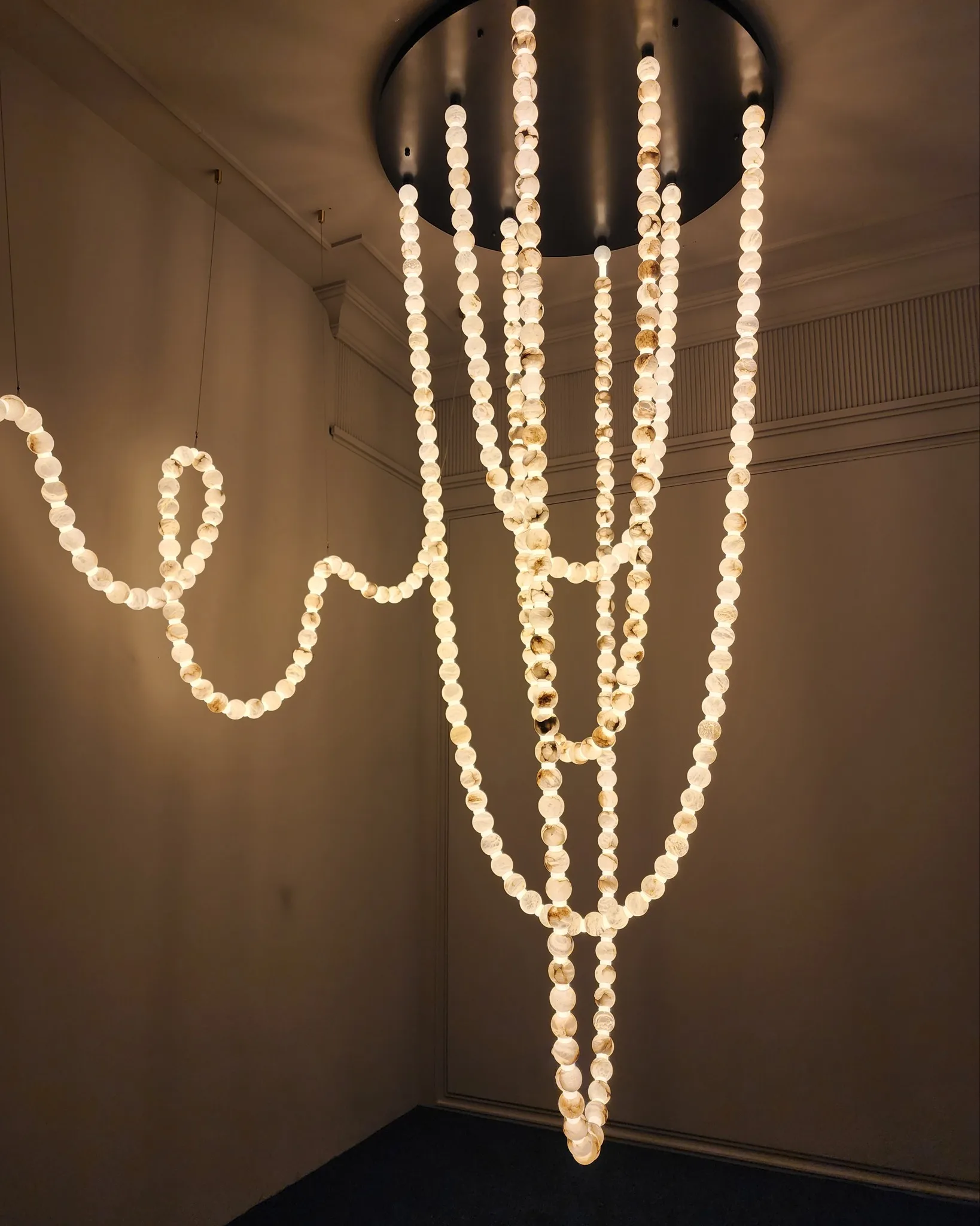 6cm Marble Bubble Drop Dimmable LED Alabaster Pendant Light High Ceiling Chandelier Luminaire Hanging Lamp For Staircase Foyer