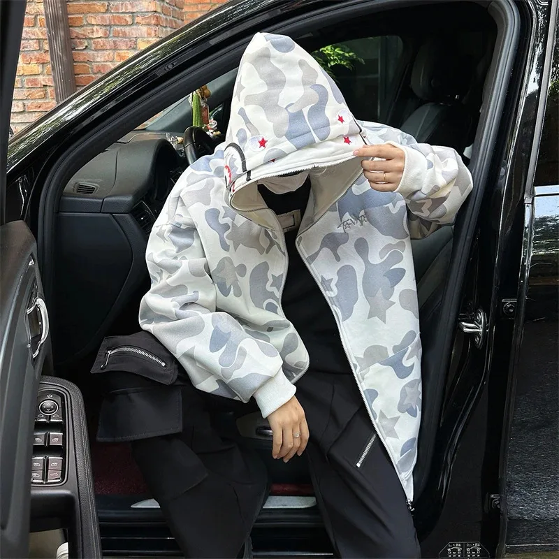 

Новинка 2025 года, американская уличная двойная шляпа, камуфляжные толстовки на молнии с изображением акулы, мужское пальто для пар, весна-осень, свободный капюшон в стиле хип-хоп eqs9X