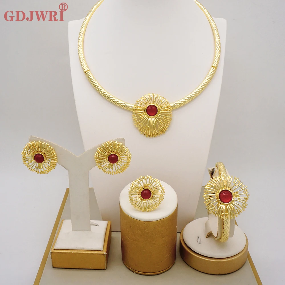 

Fine Necklace For Women Dubai Gold Color High Quality Jewelry Set Luxury Jewellery Ring Bracelet Earrings Wedding Banquet Gift