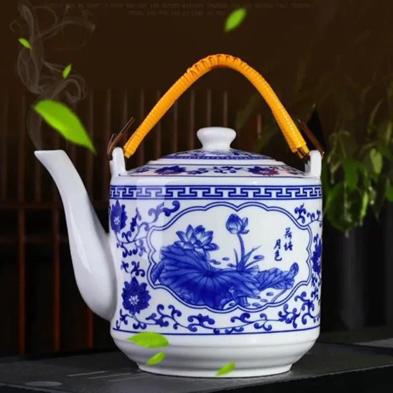 2L/2.8L Ceramic Teapot Large Capacity Cold Kettle Blue And White Porcelain Handle Pot Make Tea Pot For Home Restaurant