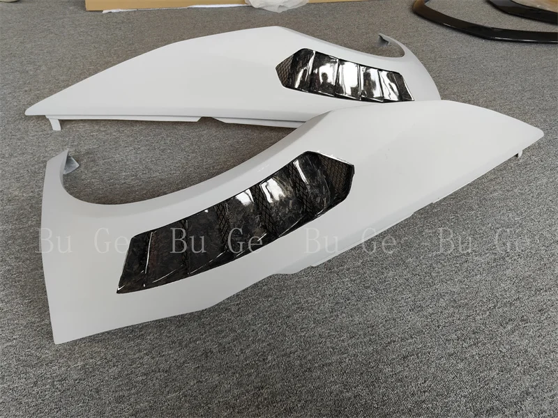 Used for Lamborghini Huracan LP580 LP610 high-quality V-style semi carbon fiber forged pattern air outlet mudguard body kit