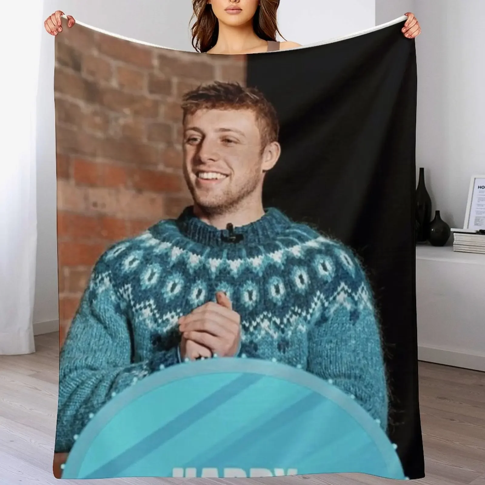 

harry w2s wroetoshaw sidemen Throw Blanket Retros Shaggy funny gift Single Blankets