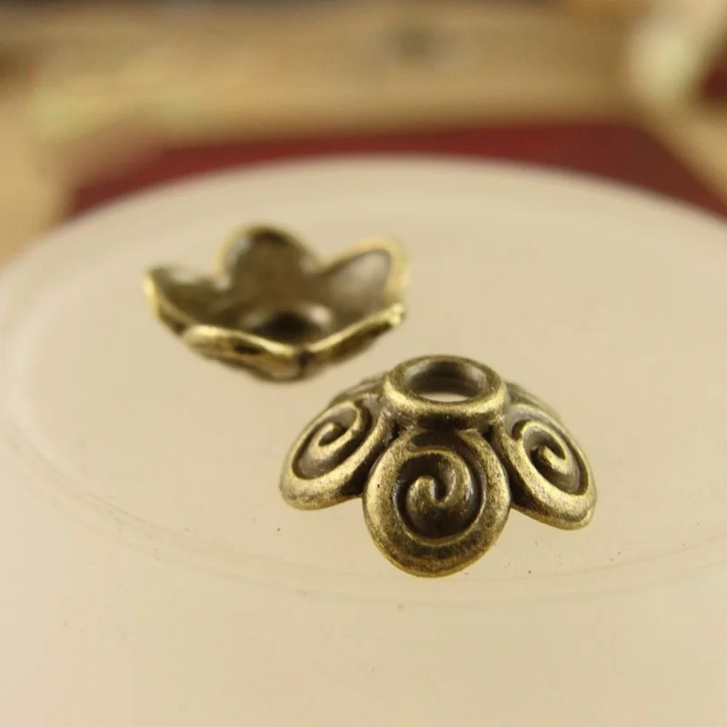 REGELIN 10mm Three colors Tone Flower End Caps Metal Filigree Charm Spacer Beads for DIY Jewelry Findings 50pcs/lot