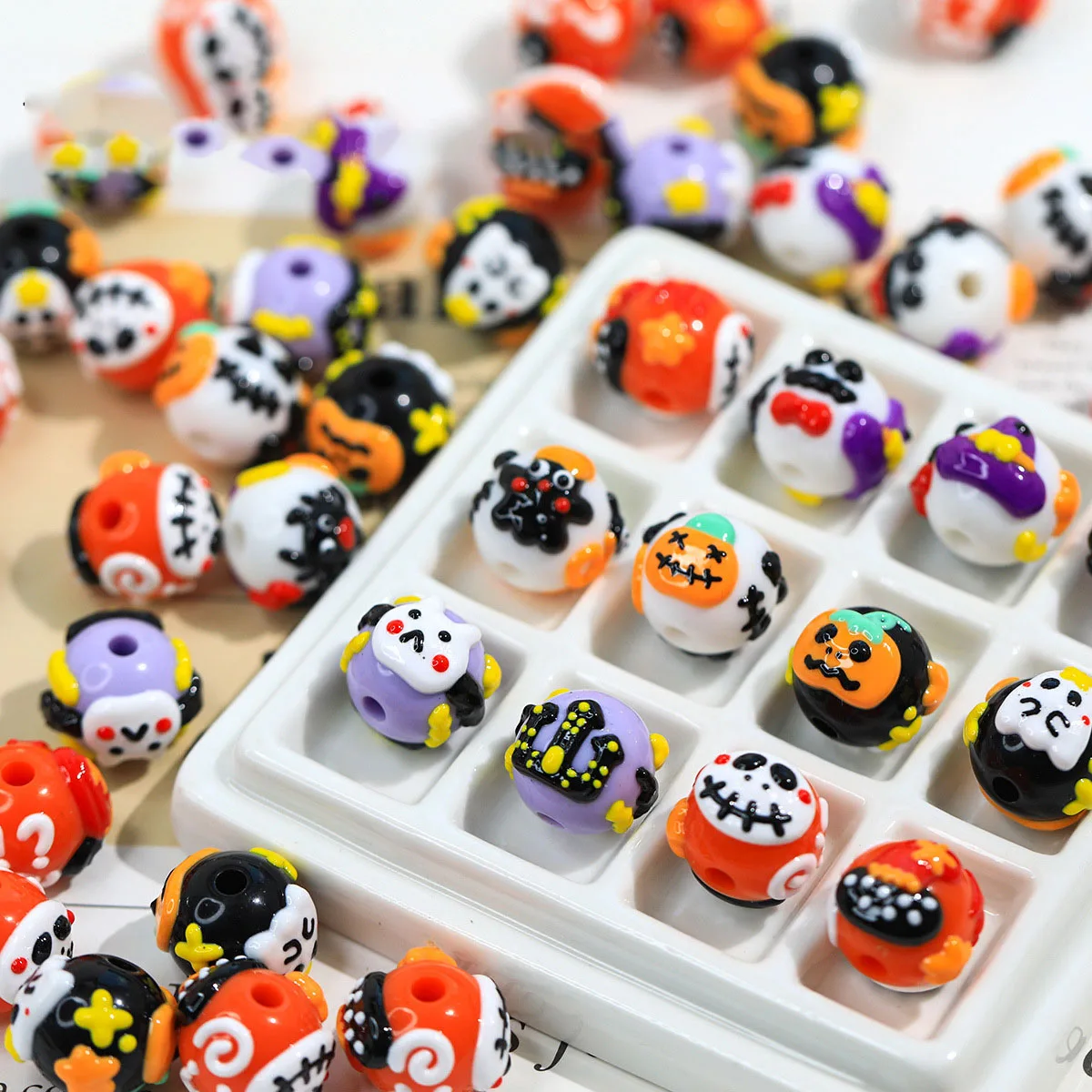 10pcs Halloween Heavy Industry Hand-painted straight-hole beads diy handmade pumpkin Witch scattered beads making for Bracelet