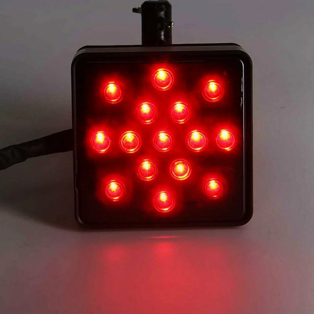 

A11M-2-дюймовый дымчатый 15-светодиодный стоп-сигнал DRL, крышка сцепного устройства прицепа, подходит для буксировки и фиксации с булавкой 12 В