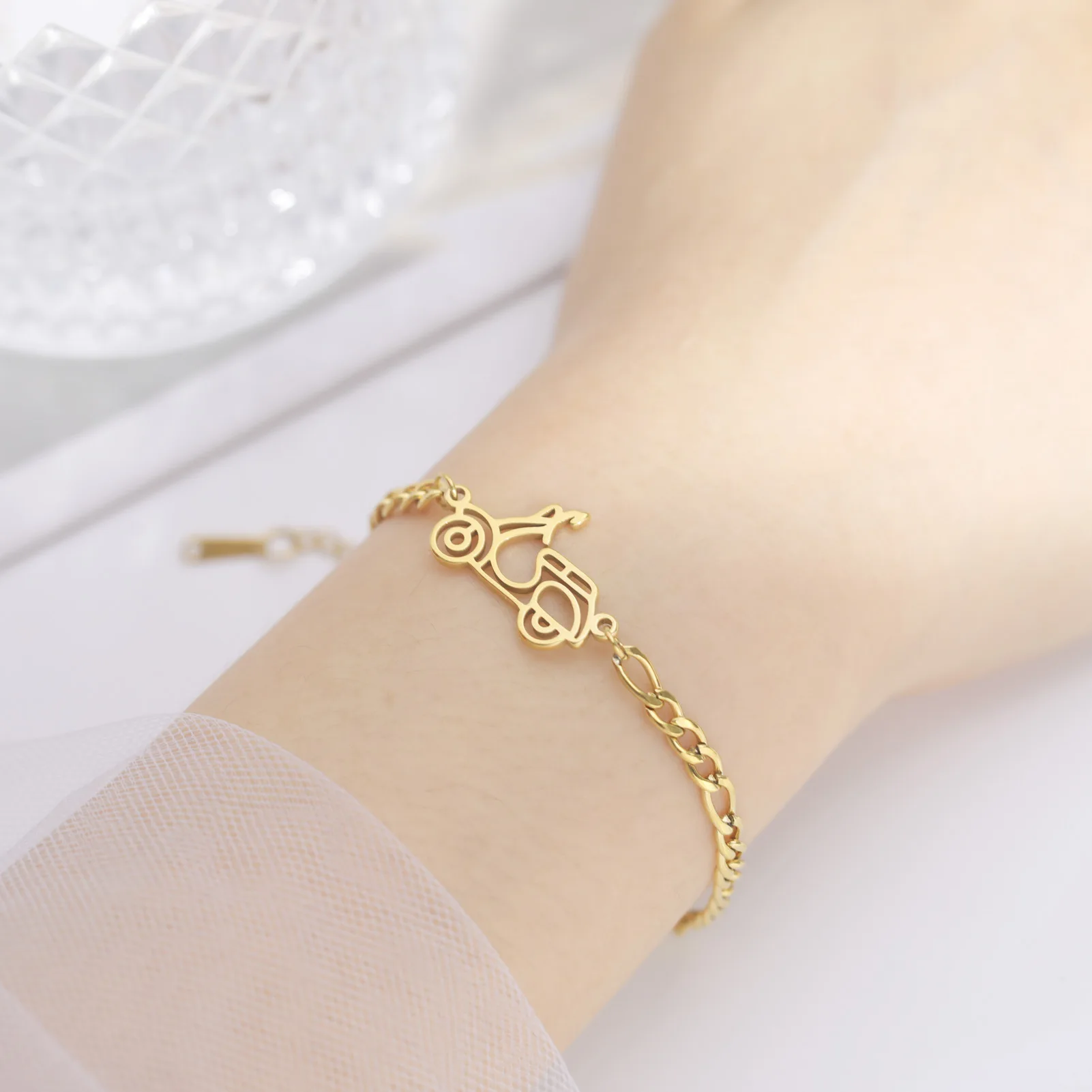 Fashion Simple stainless steel bicycle chain bracelet Motorcycle Bike Style Bracelets Punk Bracelets Jewelry