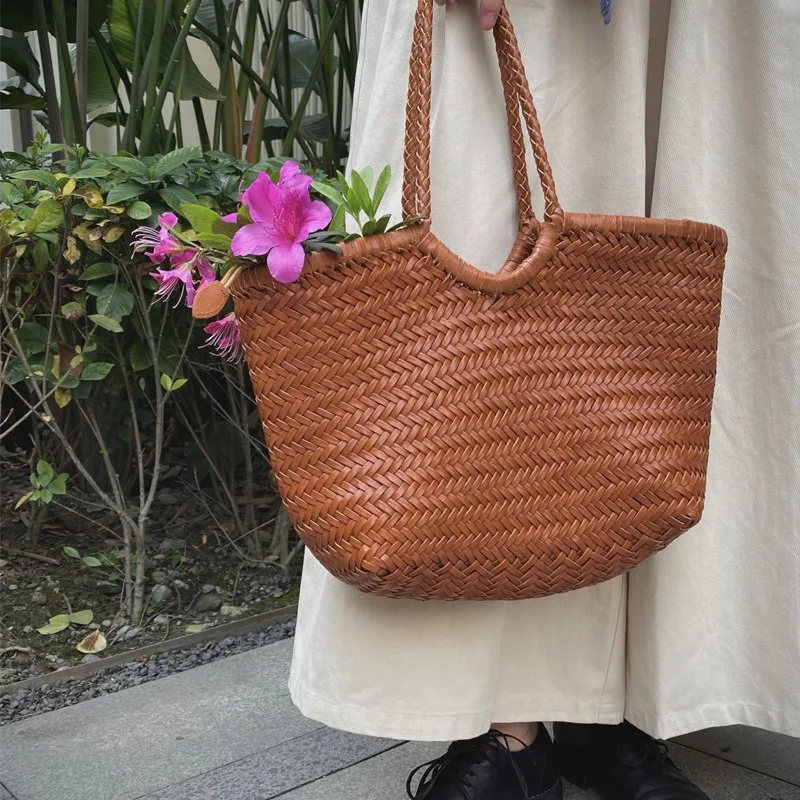 

First Layer Cowhide Handmade Bag Women's French Niche Vegetable Basket Bag Genuine Leather Shoulder Tote Bag Large Capacity