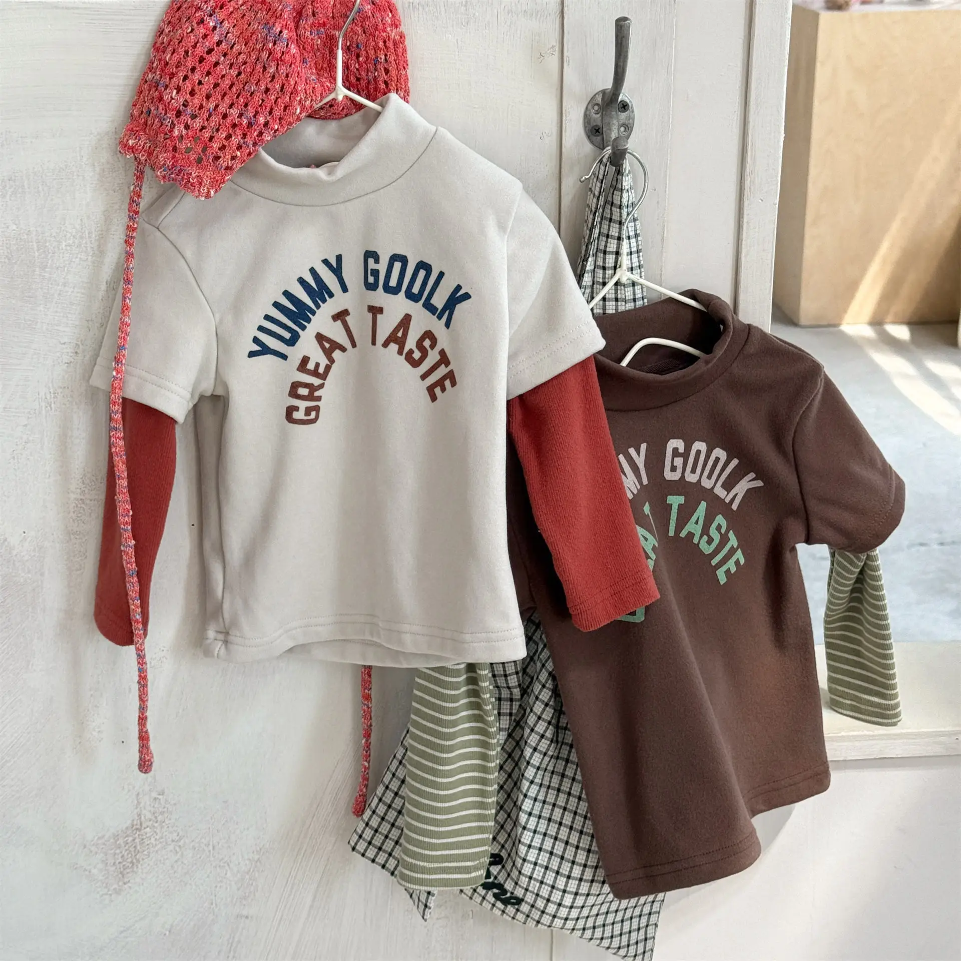 

2025 Winter New Children Long Sleeve T Shirts Girls Letter Print Bottoming Shirts Baby Boys Thick Warm Tops Cotton Kids Clothes