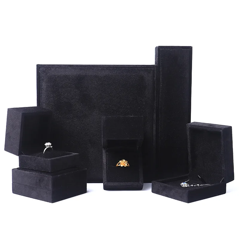 

Прямоугольная флисовая шкатулка для драгоценностей с черными бусинами, флисовая коробка для колец, светодиодная упаковочная коробка для ювелирных изделий, оптовая продажа