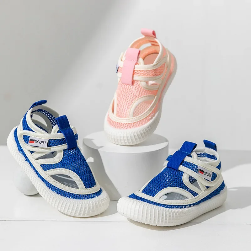 Meia-sandália respirável infantil, sapatos de malha aérea, recortados, macio, anti-pontapé, moda, meninos, meninas, crianças, primavera, verão, novo, 2024