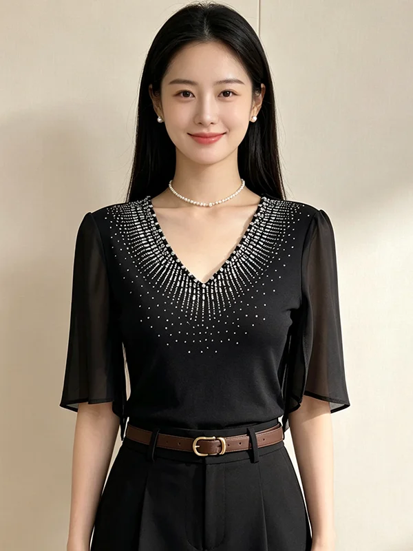 Summer 2026 Women's Slim Fit V-Neck T-Shirt with Rhinestone Bell Sleeves Fashionable Casual Style Five-Quarter Sleeve Tee