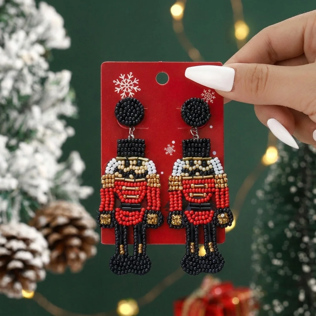 Weihnachtliche Ohrringe in Form eines Hauses mit Reisperlen für Damen, bunte Perlen, Weihnachtsmann, Rentier, Schneeflocke, Baum, Schleifen-Ohrringe, Schmuck. – Detail 31