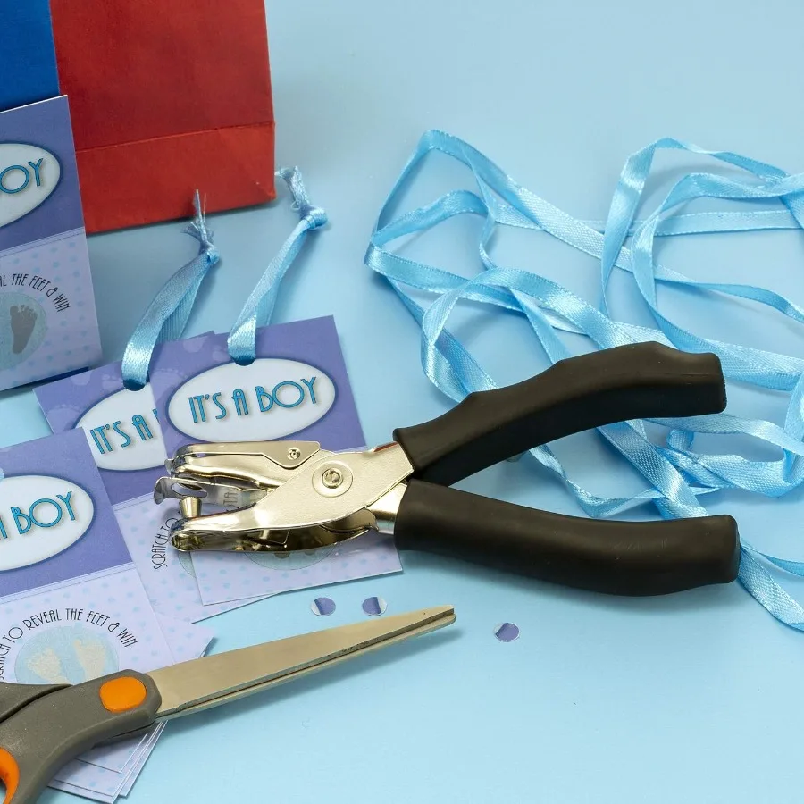 ثقب واحد مع مقبض ناعم لتنظيم المستندات الفعالة يحمل ما يصل إلى 8 أوراق مثالية للاستخدام المكتبي والمنزلي باللون الأسود