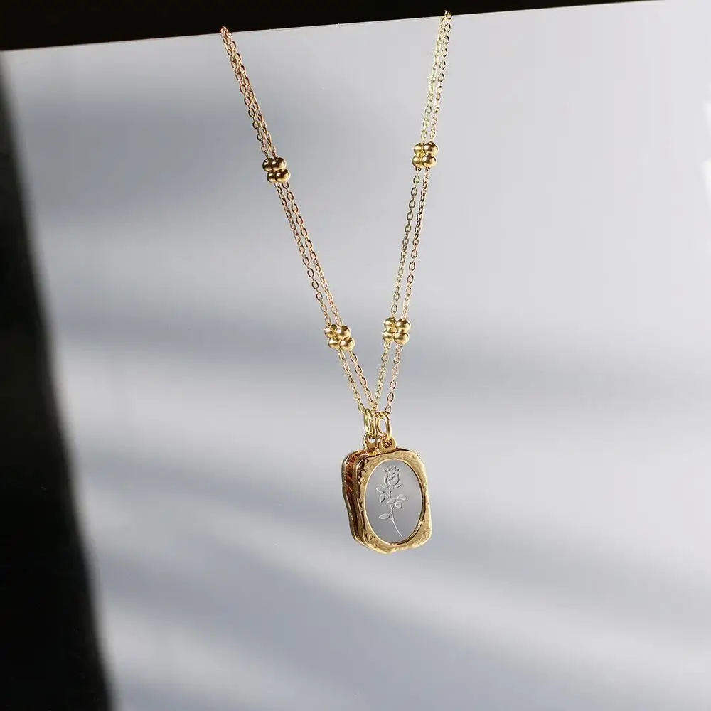Stainless Steel Mirror Flower Pendant Necklace For Women Gold Color Rose Flower Charm Neck Chain Party Retro Temperament Jewelry