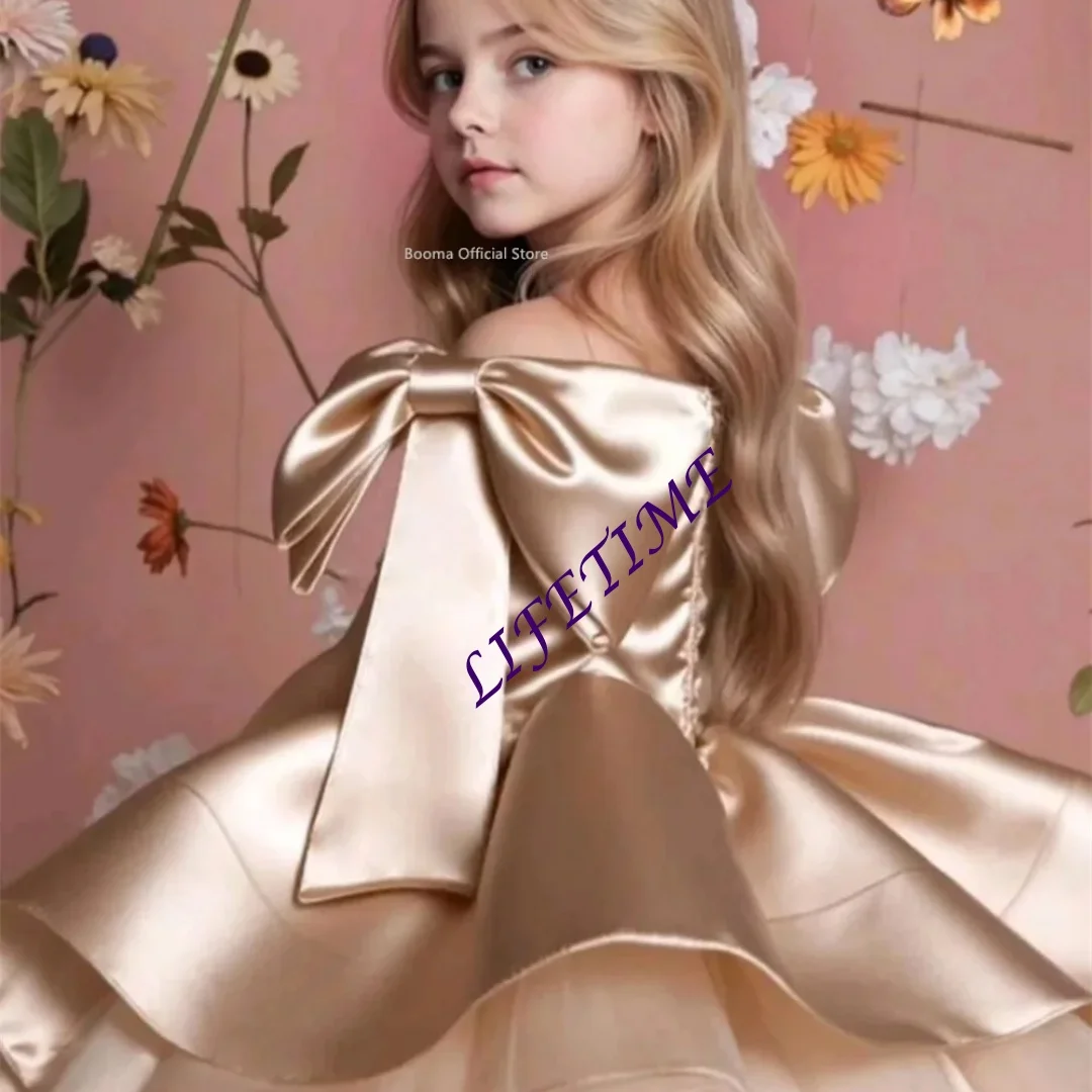 Schleife glänzende Falte Blumen Mädchen Kleider Hochzeit Party Kleid für Kinder Blumen Mädchen Ballkleider individuell