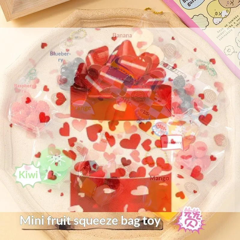 Giocattolo Antistress Divertente a Forma di Frutta, Morbido Giocattolo Sensoriale da Spremere, Portachiavi Antistress, Ciondolo Decorativo per Zaino, Regalo