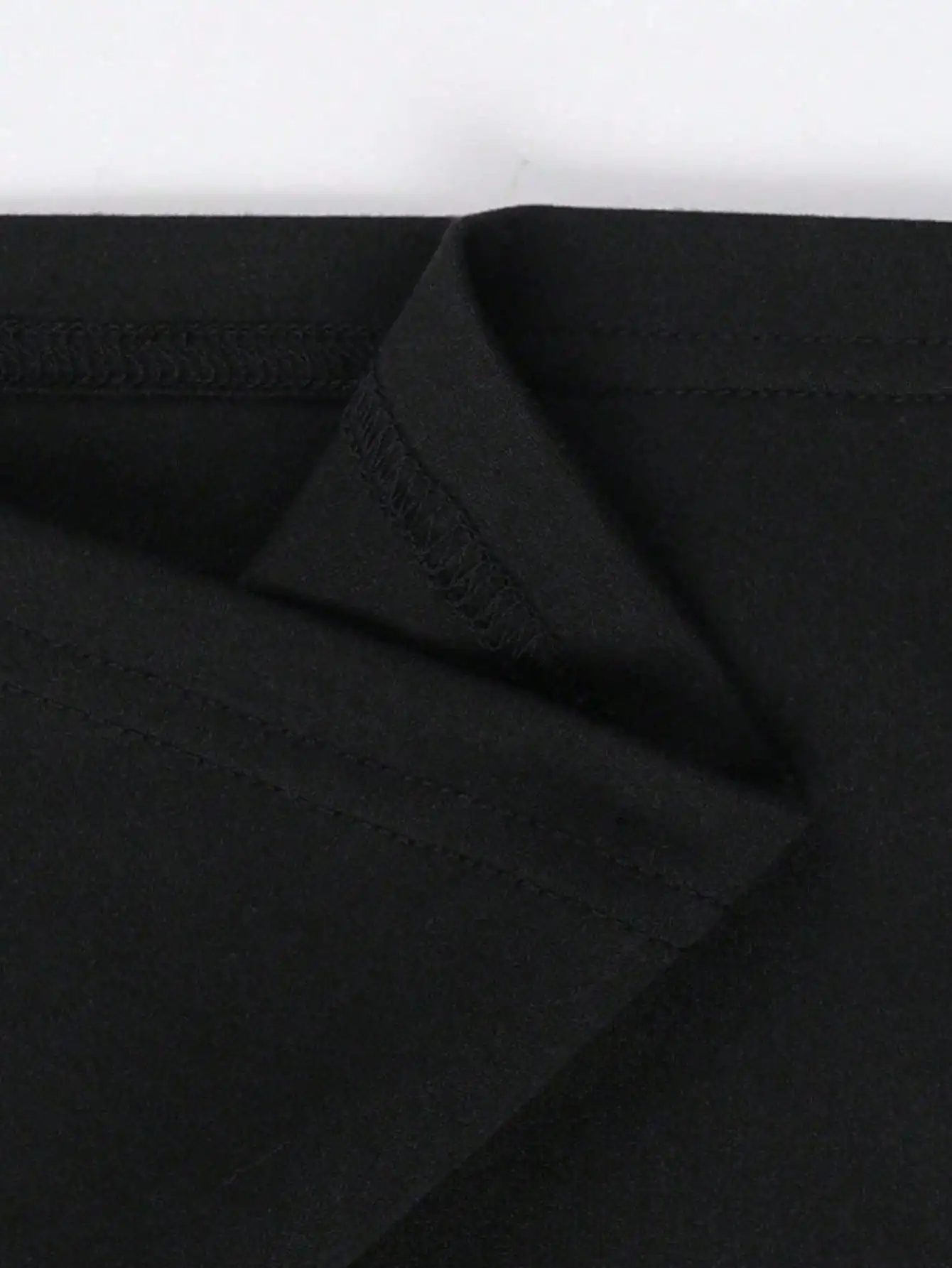 Partykleid: Neues schulterfreies Spitzen-Minikleid für den Herbst – sexy, figurbetontes, schmal geschnittenes Rock