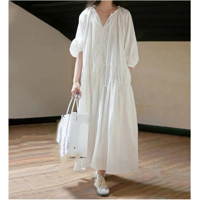 

25 Year New Heavy Industry Embroidered French White Moonlight Holiday Style Round Neck Lace Dress