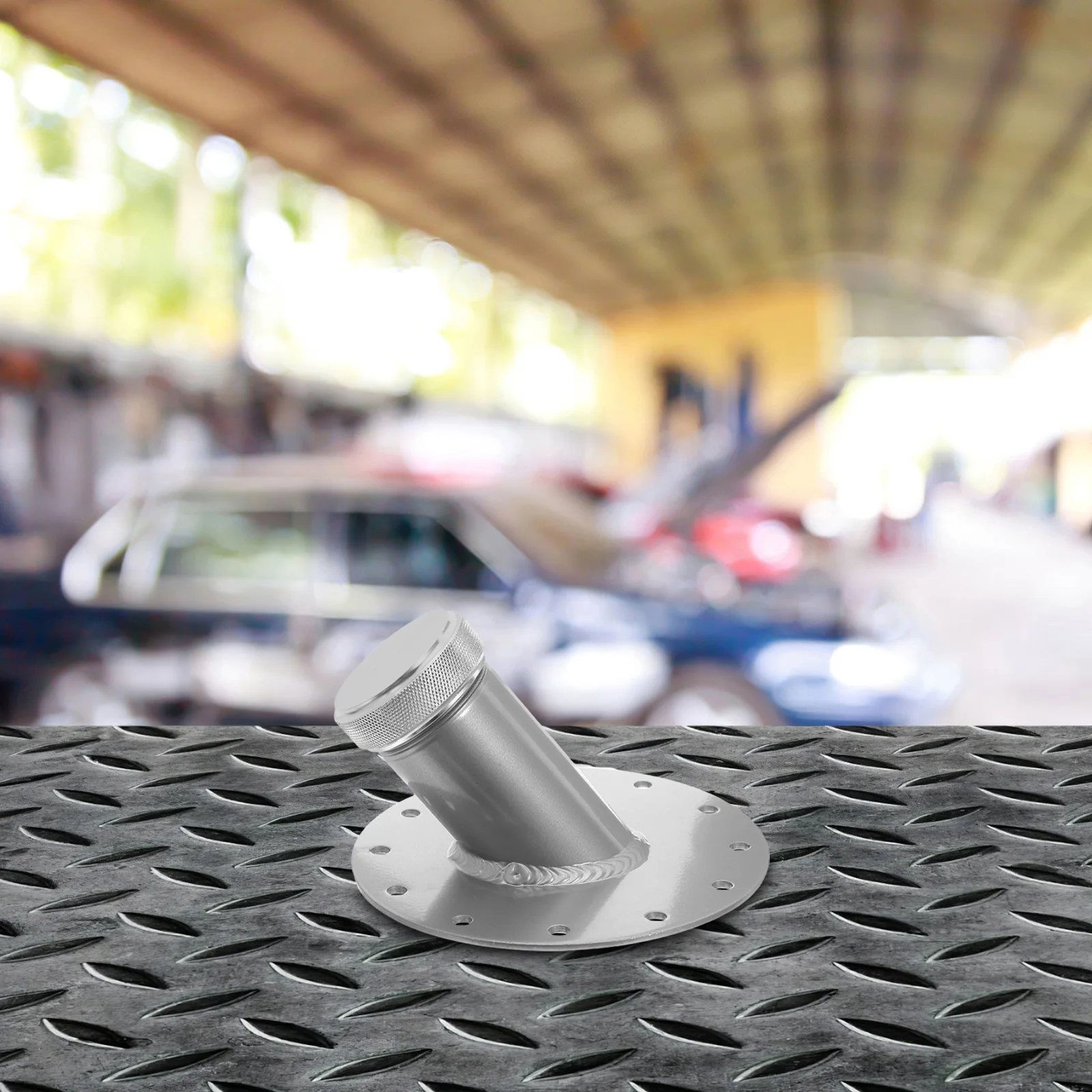 

Aluminum Alloy Gas Tank -Degree Slanted Neck 12Bolt Seal Explosionproof Fuel Filler Neck Cover For Vehicles Trucks