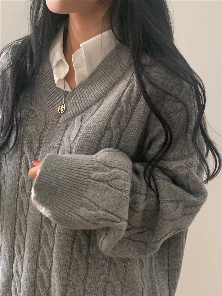 REALEFT Autumn Winter Oversize V-Neck Women\'s Sweater 2023 New Solid Casual Loose Long Sleeve Sweater Knitted Pullover Female