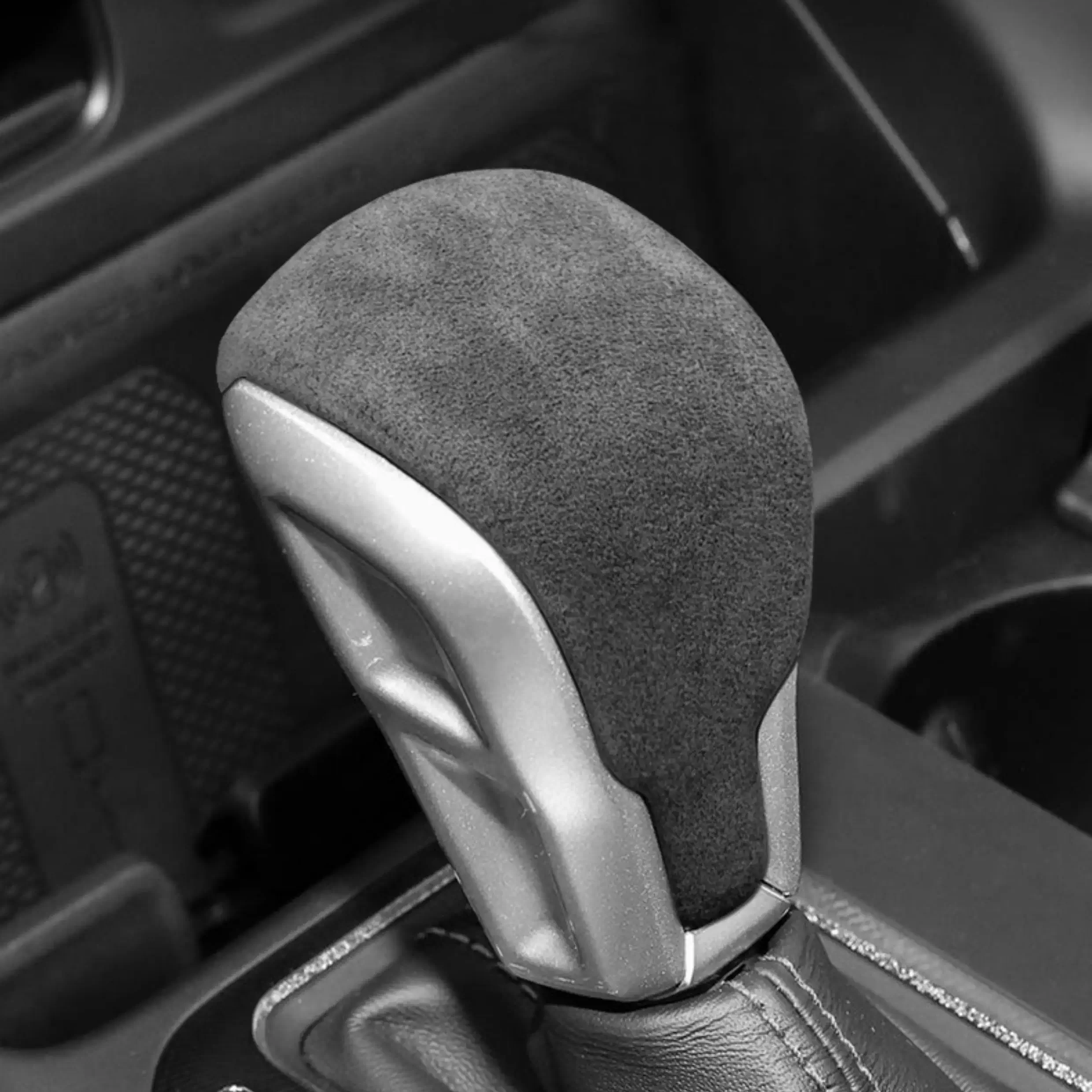 

Для Dodge RAM Truck 1500 TRX Ignition Edition 2022 2023, для Jeep Commander 2018-2022, замшевая кожаная ручка переключения передач, воротник с запахом