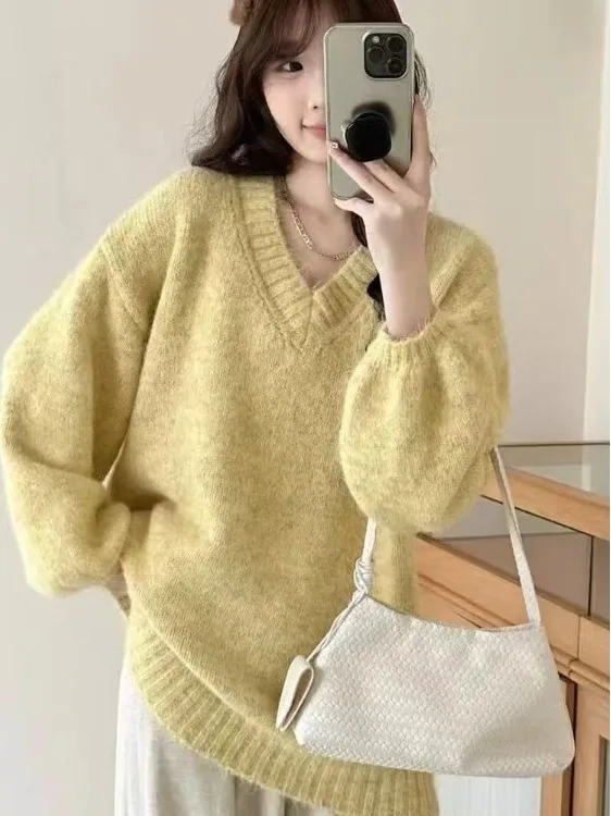 

Loose Korean Sle V-Ne Hollow out Design Color Women's Knitwear Long Sve Top for Autumn Winter New Arrival