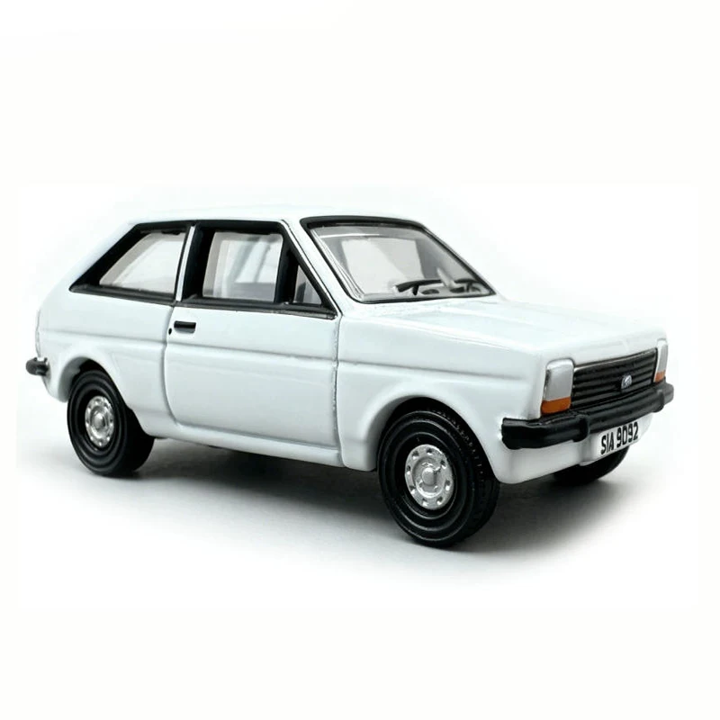 

OXFORD Diecast Original 1:76 Scale Fiesta Mk1 Simulation Alloy Car Model Static Display Collectible Toy Gift Souvenir Decoration