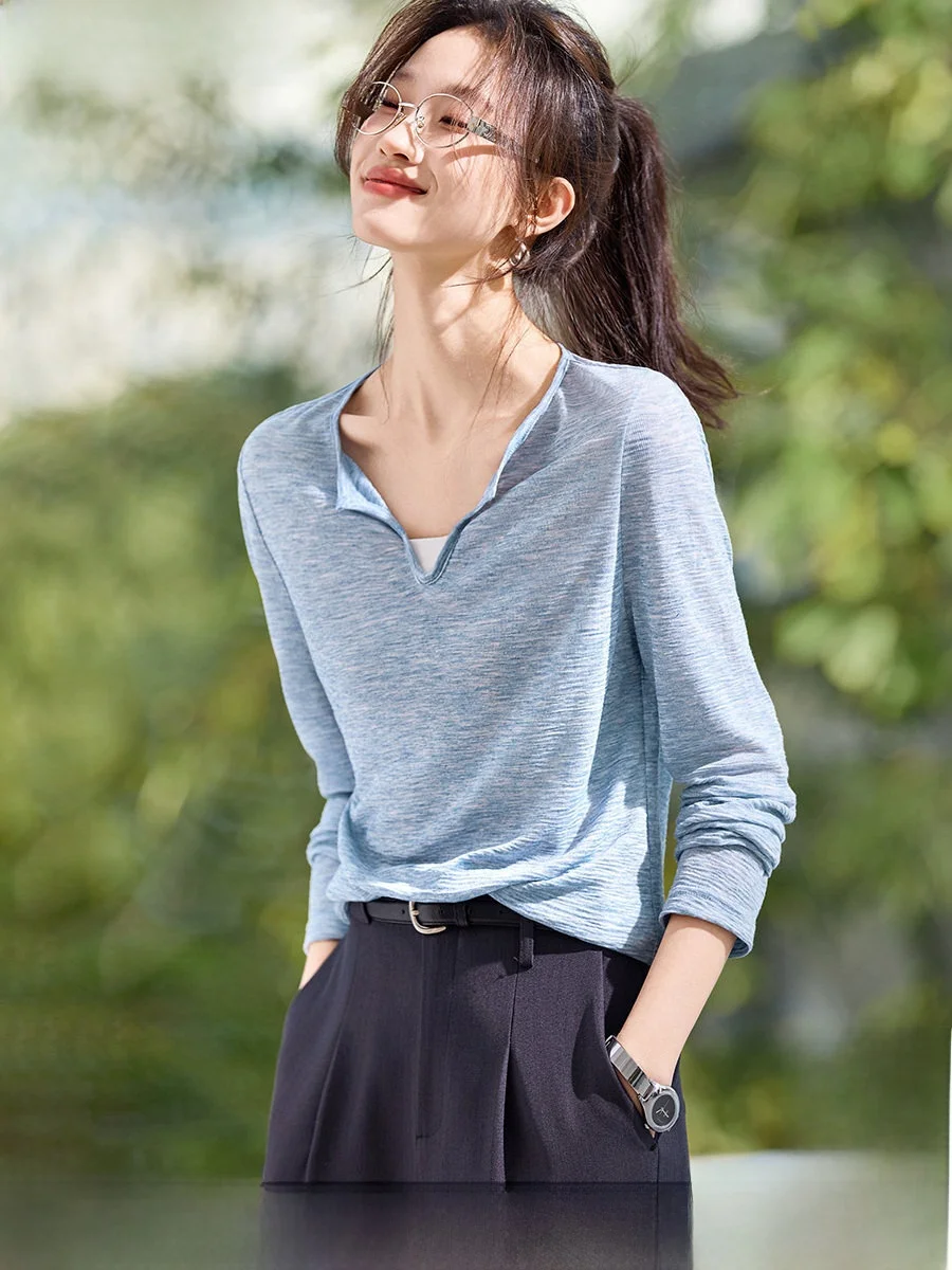 

Slimming Floral Embroidery V-Ne T-irt Women's Retro Sle Long Sve Polyester Blend Regular Length Spring 2026