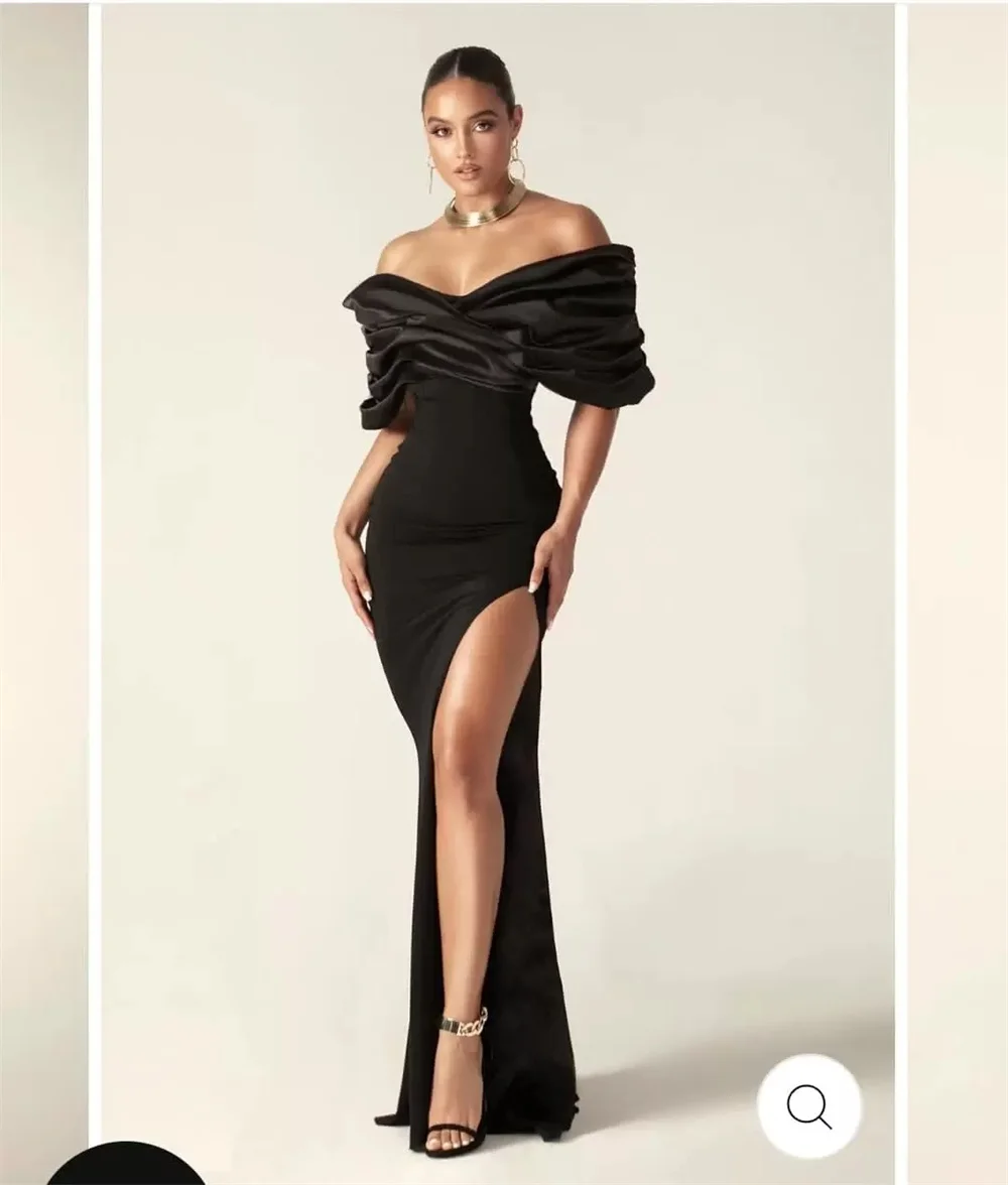 2023 New Split Black abiti da sera formali Celebrity Prom Party Gowns Satin High fessura Off spalla Robe de soiree lunghezza del pavimento