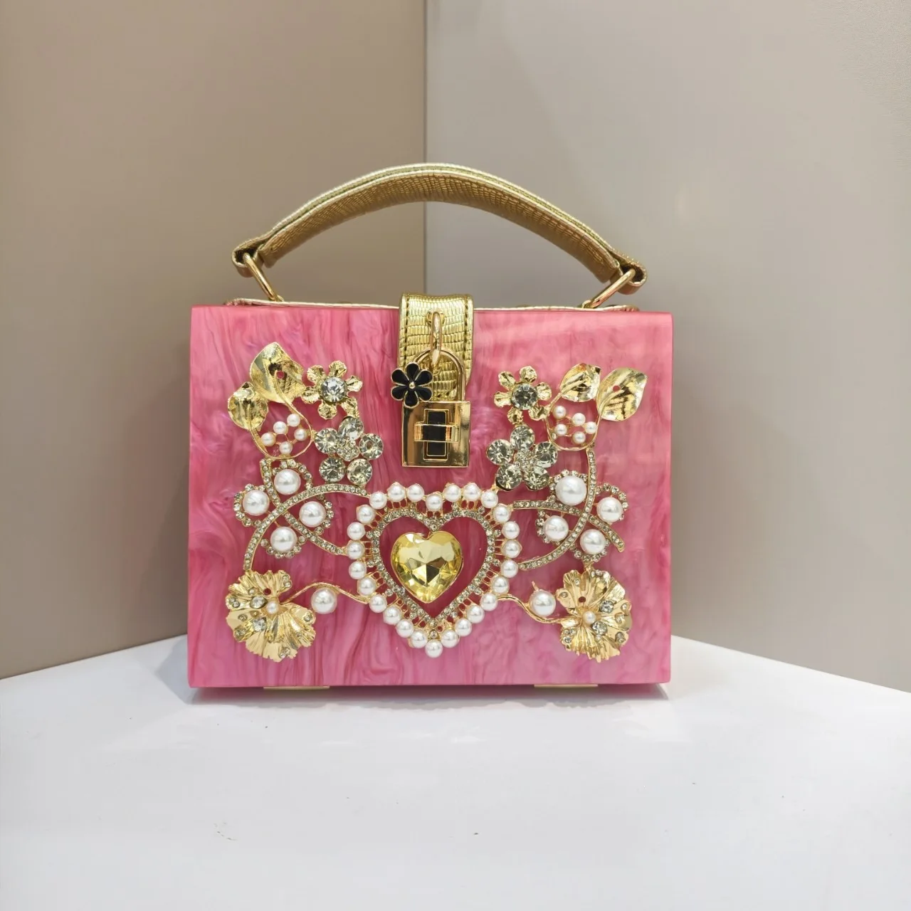 Acrylic dinner bag Hollow metal engraved peach heart portable single shoulder diagonal back women's bag