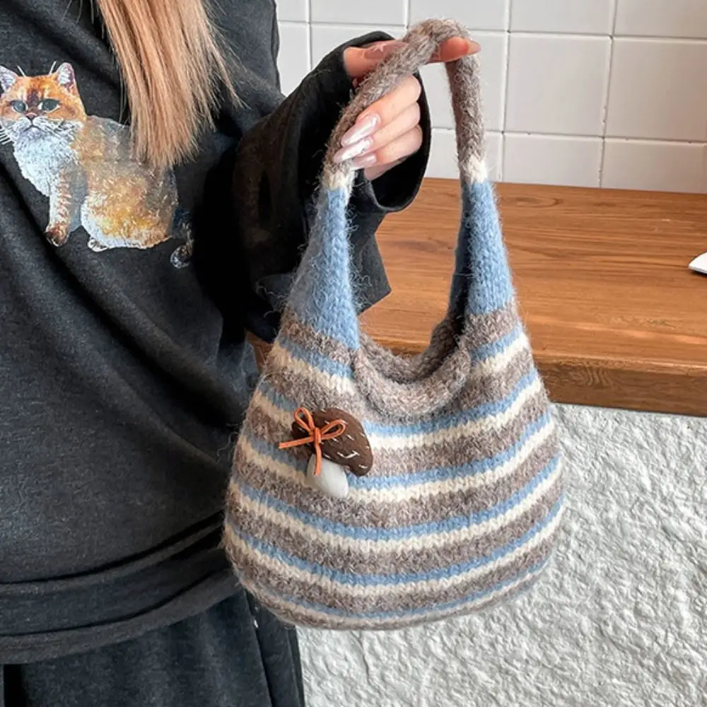 

Модная сумка-грибок в японском стиле, вязаная сумка на запястье в полоску с цветовыми блоками, креативная ретро-сумка-ведро из шерсти для студентов