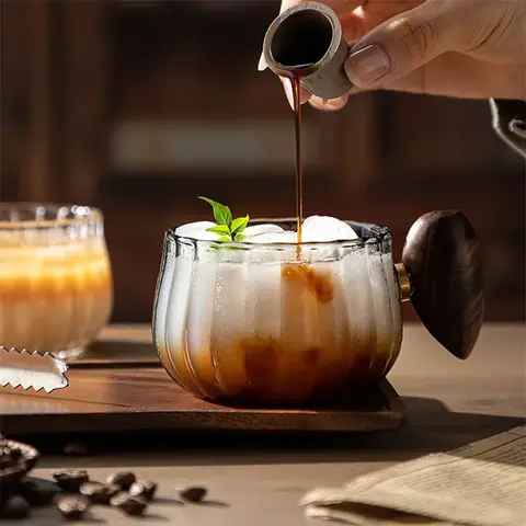 Heat Resistant Striped High Borosilicate Glass Coffee Cup with Wooden Handle for Iced Latte Americano Breakfast Milk Tea