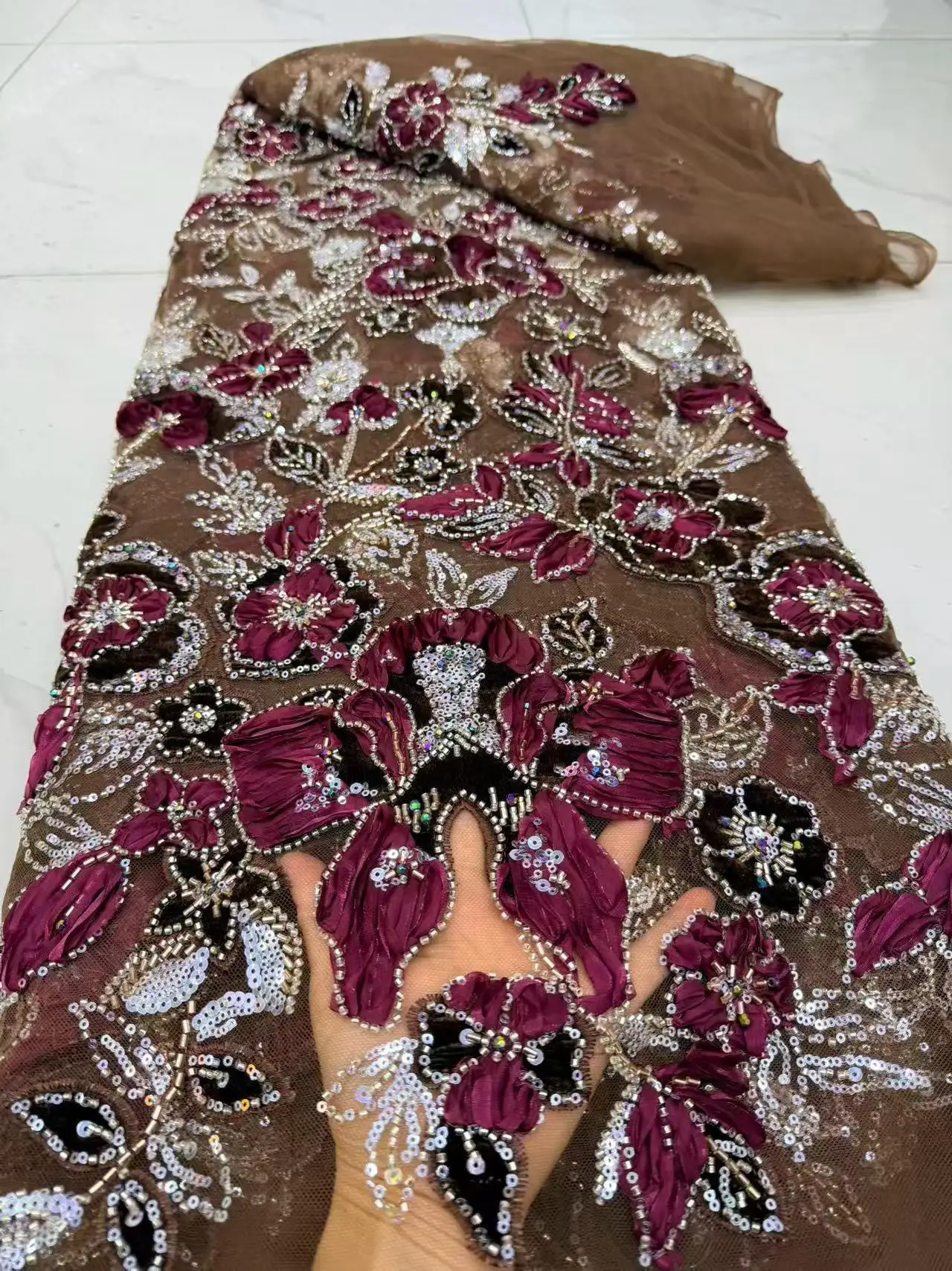 Luxury Multiple colors Nigerian Sequins Beaded Mesh Lace Fabric 2026 High Quality African French Tulle Lace Fabric For Dresses