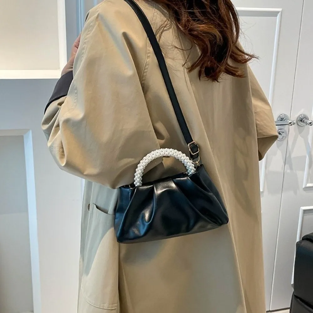 Solid Color Cloud Bag Imitation Pearl Portable Pearl Handbag Wrinkled Korean Style PU Leather Crossbody Bag Party Wedding