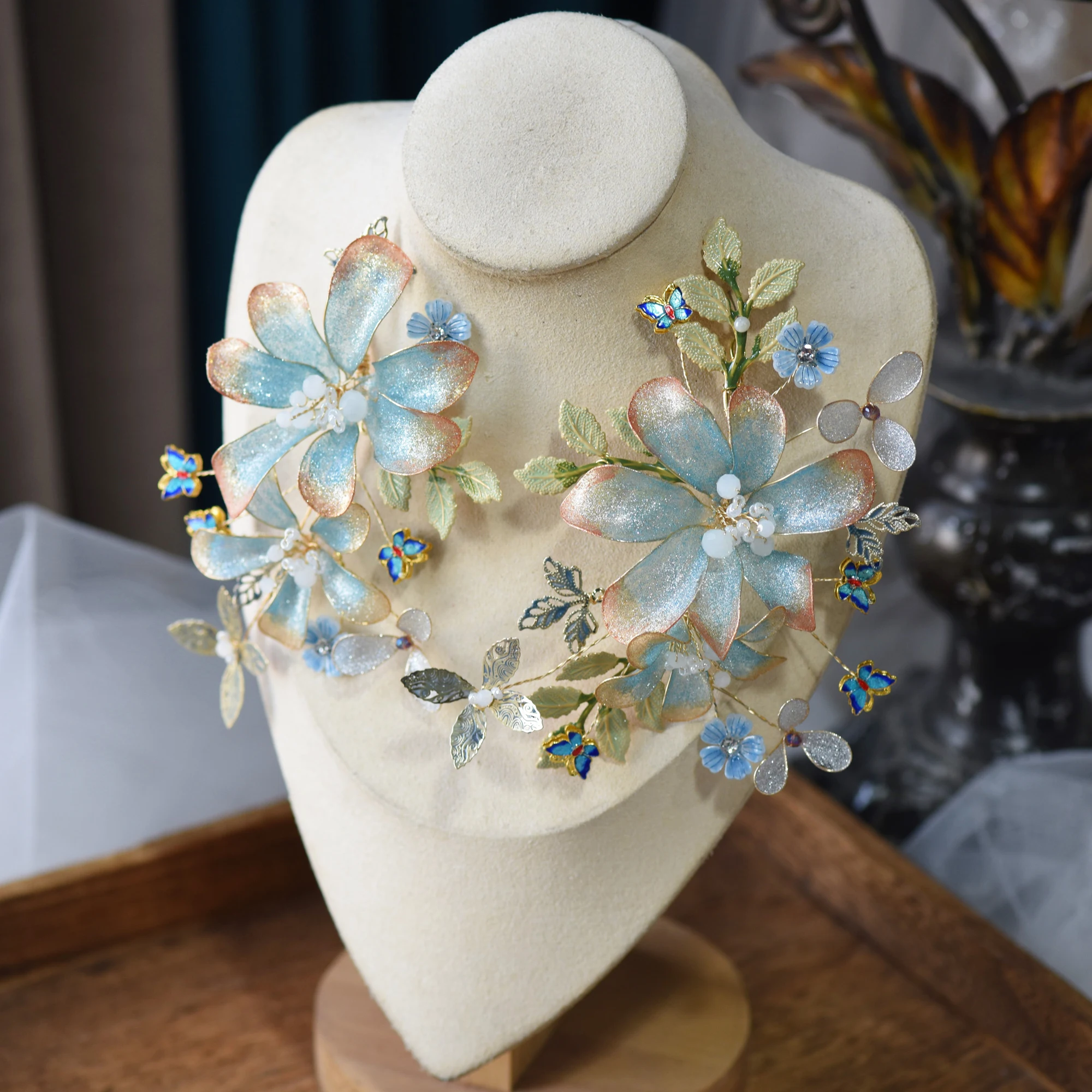 All in Handmade Light Blue Brides Leaves Gilrs Barrettes Hairbands Wedding Hair Accessory Prom Head Wear