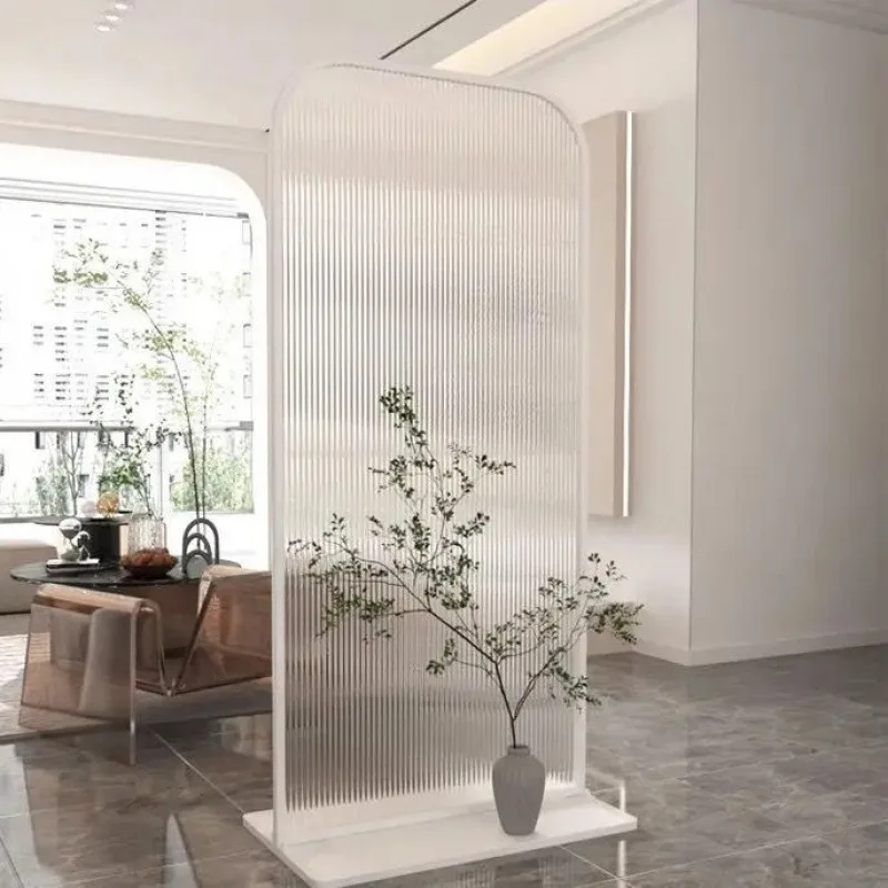 قسم مدخل متحرك، بسيط، بدون شاشة تثقيب، دخول الباب، أريكة غرفة المعيشة تحجب زجاج غرفة النوم