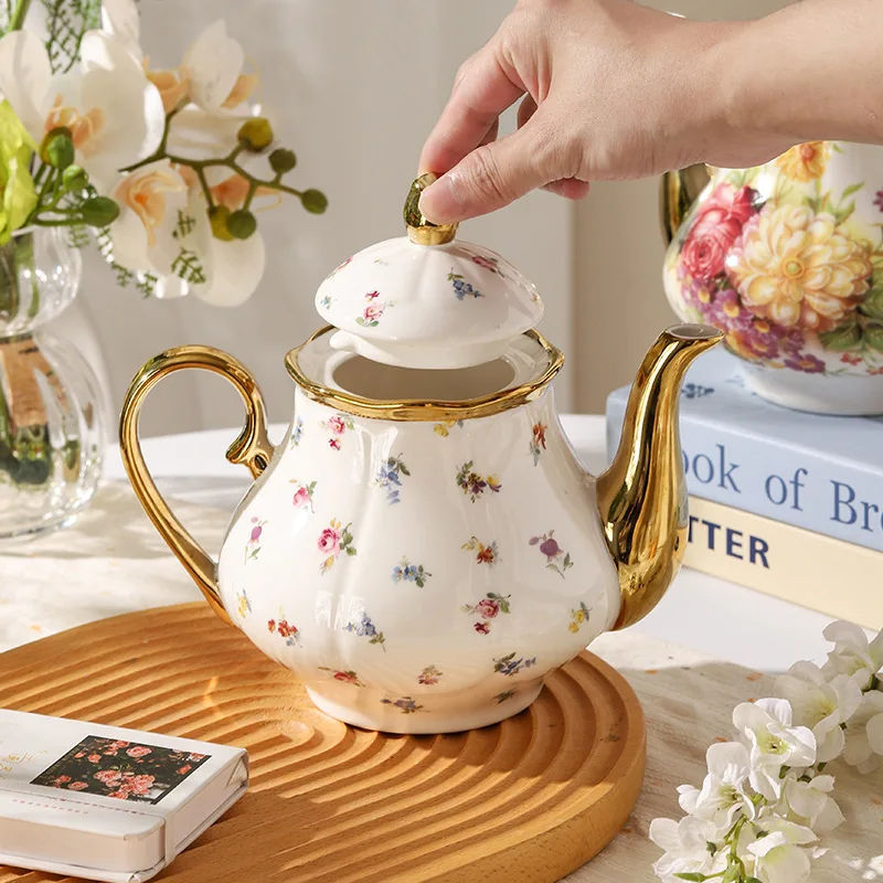 1100ML European Ceramic Teapot English Afternoon Tea Teapot High-Grade Porcelain Coffee Pot Retro Gold Tracing Kettle Home Use