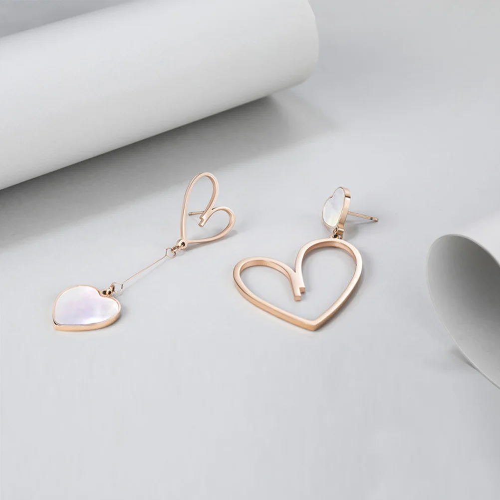 

1Pair Love Heart Dangle Earrings Asymmetrical Design Trendy Drop Style Women Fashion Jewelry Everyday Wear Skin Friendly Comfort