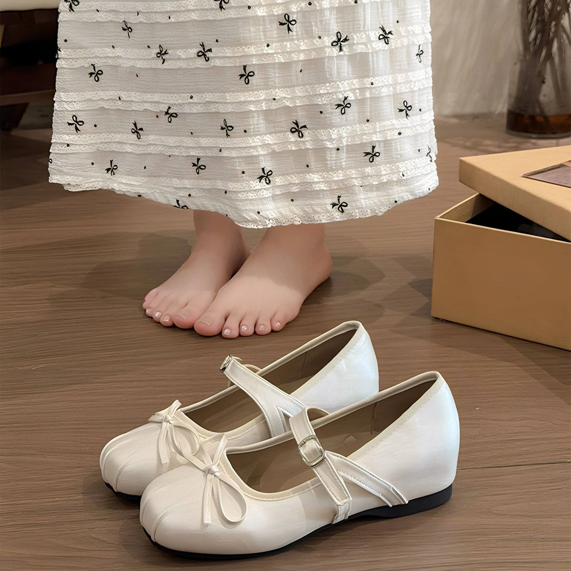 Silver Mary Jane Flat Shoes Women's 2026 New Summer Ballet Style  Knot Low Cut Single Shoes Casual Style Rubber Outsole
