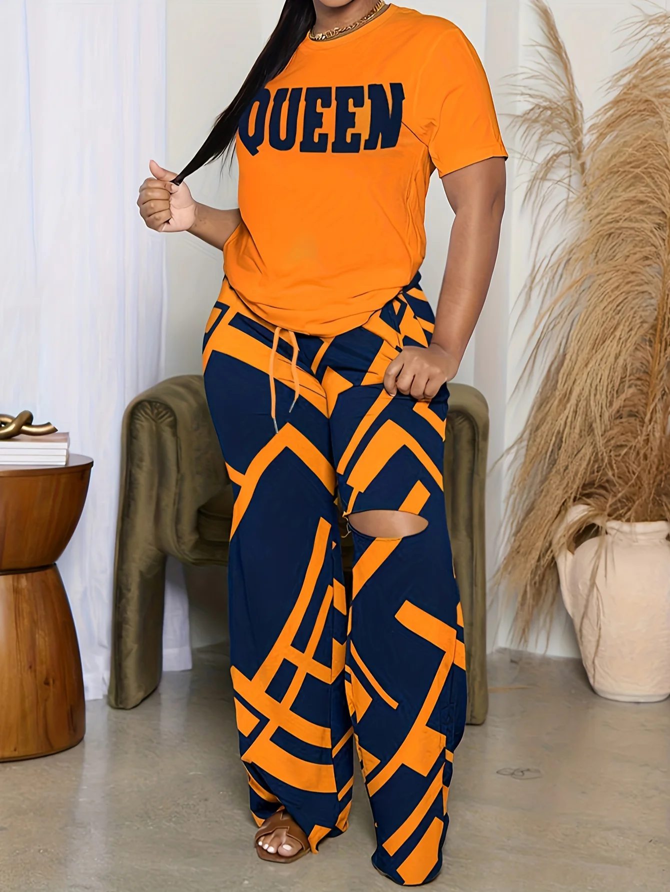 LW Plus Size Geometric Queen Print Ripped Pants Set Round Neck Colorblok Top Wide Leg Trousers Two Casual Pieces for Women