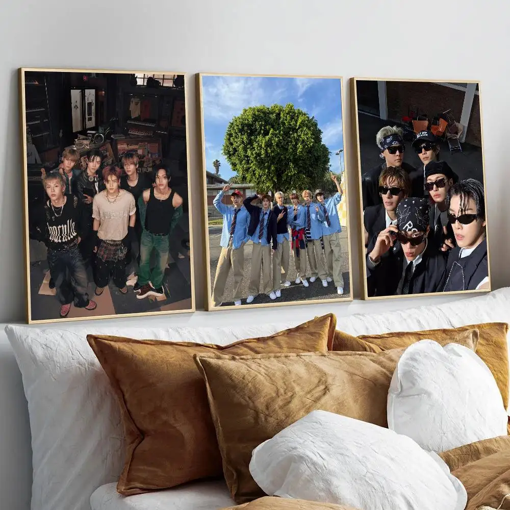 1 قطعة Kpop RIIZE الحصول على الغيتار الحديث ساكسي المشارك ذاتية اللصق الفن ورق مقاوم للماء ملصق مقهى بار غرفة جدار ديكور #5