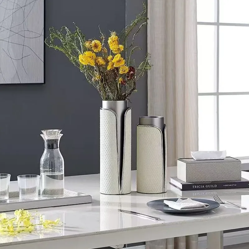 

Современная ваза, вазы из нержавеющей стали, элегантная декоративная бутылка для цветов, роскошные эстетические цветочные бутылки для гостиной, украшение стола