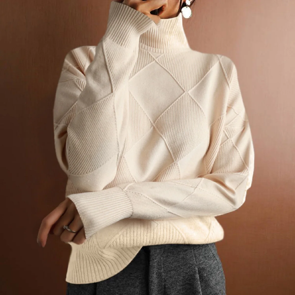 

New Women's European American Pullover Loose Temperament Commuter Knitwear Solid Color Turtleneck Rhombus Fashion Sweater