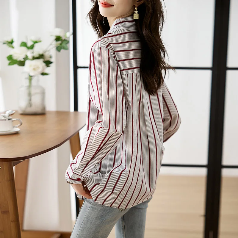 Spring Women Fashion Striped Pockets Shirts Fashion Simple All-match Top Chic Long Sleeve Loose Casual Shirt 2024