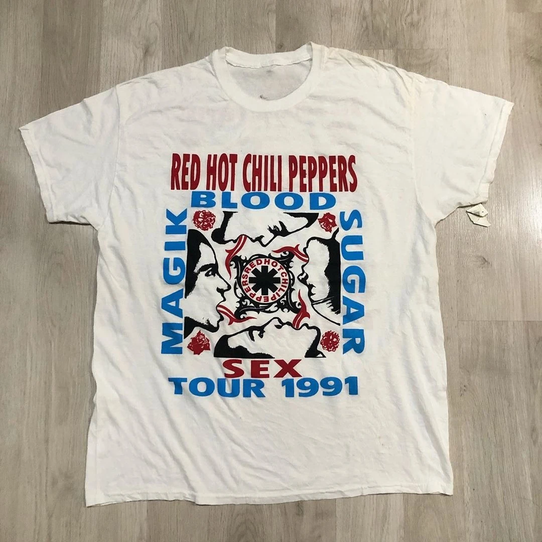 

Винтажные футболки для пар с короткими рукавами The Band RedHotChiliPeppers суперпопулярны на Instagram для мужчин и женщин