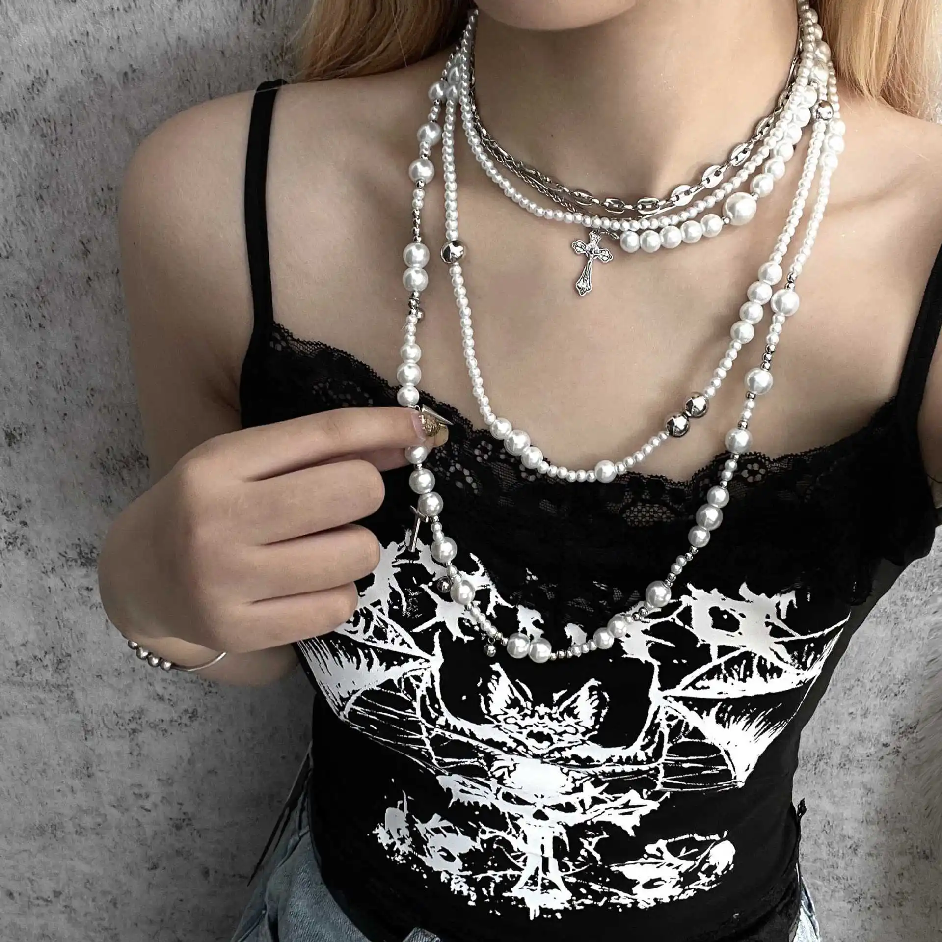 

Vintage Punk Metal Rock Hip HopTrend Long Pearl Cross Pendant Imitation Pearl Multi-layered For Women Jewelry Accessorie Gift
