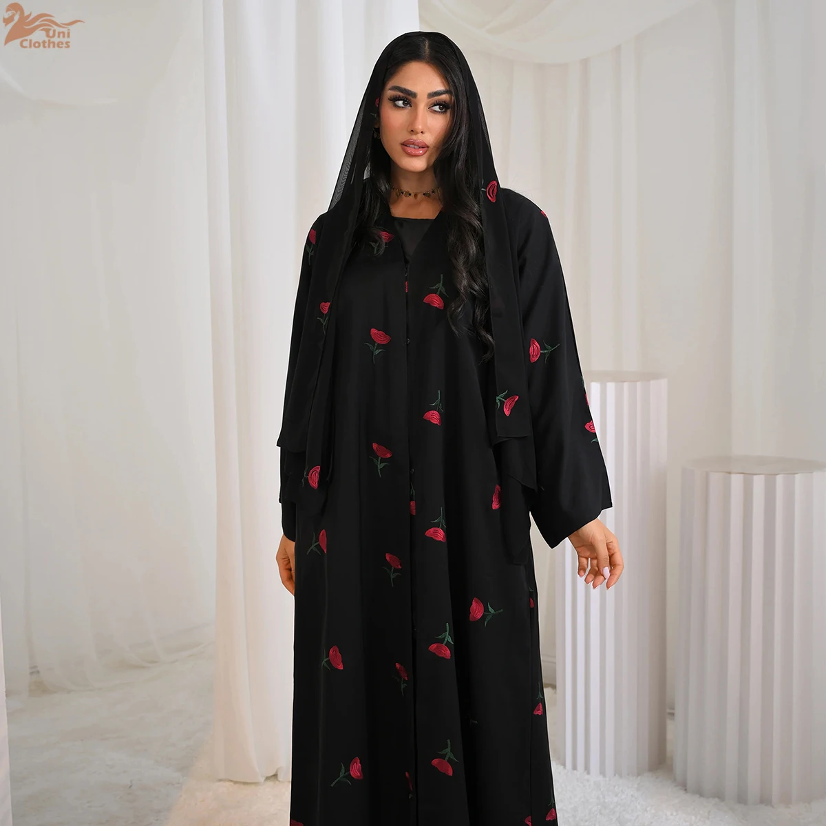 Uni Abaya 2025 vêtements pour femmes nouvelle broderie luxe Style dubaï avant ouvert Abaya avec Hijab 2 pièces ensemble vêtements islamiques
