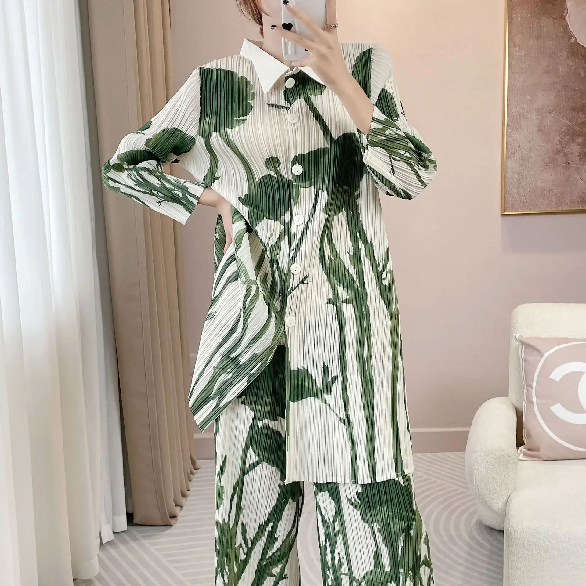 Wrinkle Print Set Women\'s Spring/Summer 2024 New Slim 9/4 Sleeve Top Loose Reducing Age Wide Leg Pants Two Piece Set